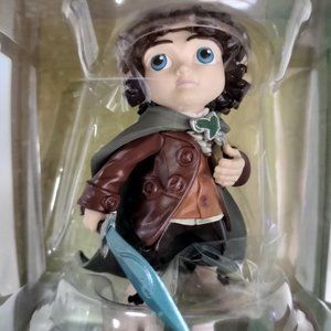 Loot Crate Exclusive Lord Of The Rings Mini Epics Frodo Figure (NEW UNOPENED)